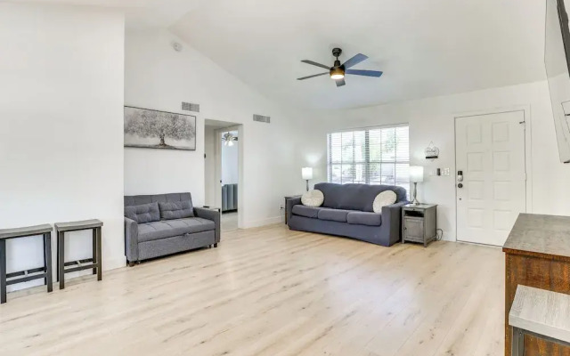 Glendale Home w/ Pool, Basketball + Bbq!