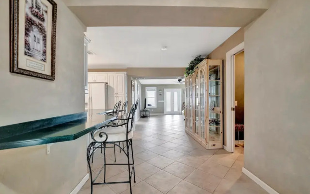 Stones Throw Beachfront Luxury Suites