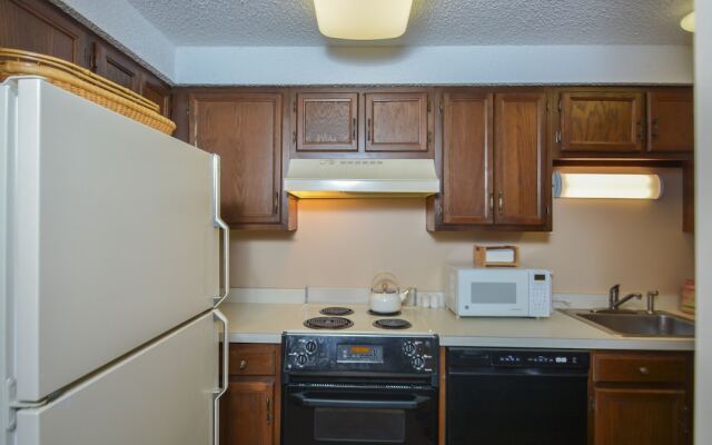 Four Hooppole South #G6 3 Bedroom Townhome