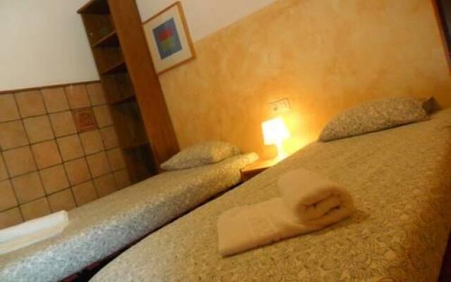 Ramblas Colon Guesthouse
