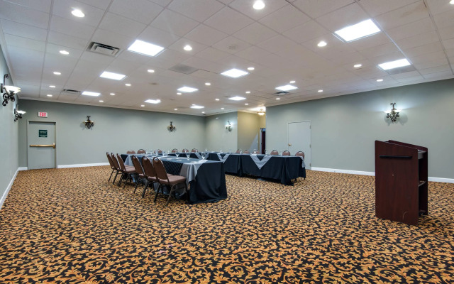 Quality Inn Oneonta Cooperstown Area