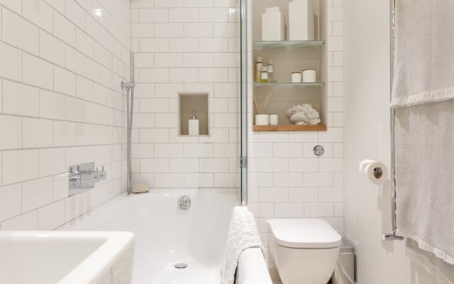 2 Bedroom Hammersmith House