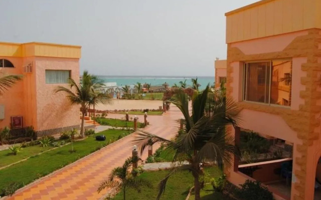 Al Tamayoz Al Raqi Resort