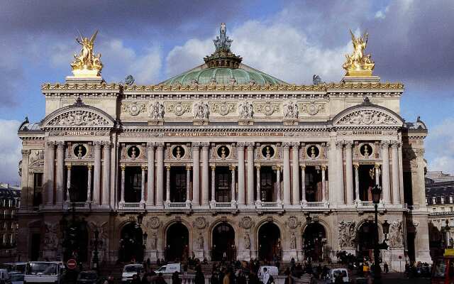 Ibis Paris Opera La Fayette