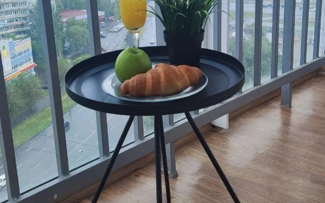 Апартаменты на улице Молодогвардейцев 74