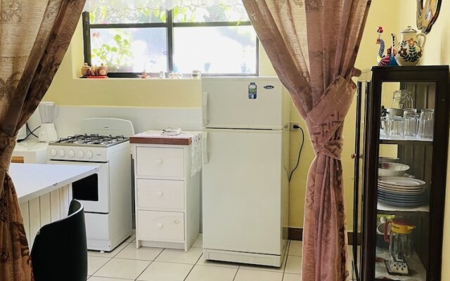 Jabel Tinamit Hotel & Villas