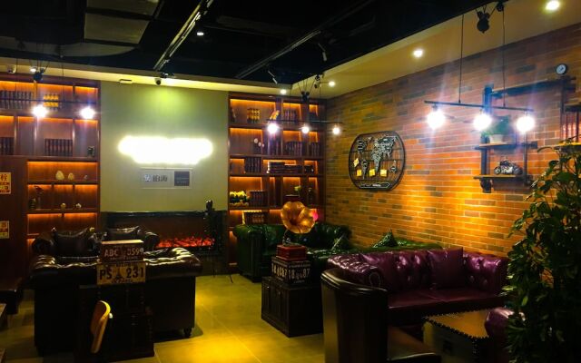 James Joyce Coffetel Xian Nanmen Ming City Wall Xiaonanmen