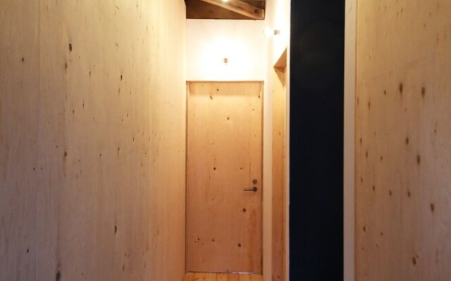 Tomarigi Hostel Shu