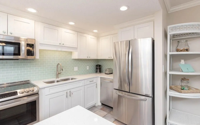 Phoenix X 609 3 Bedroom Condo