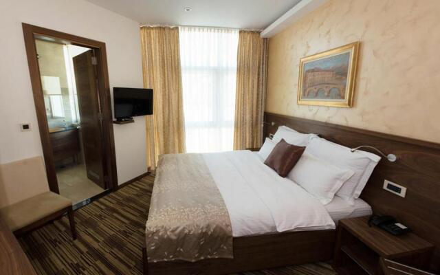 Hotel Bistrik City Center