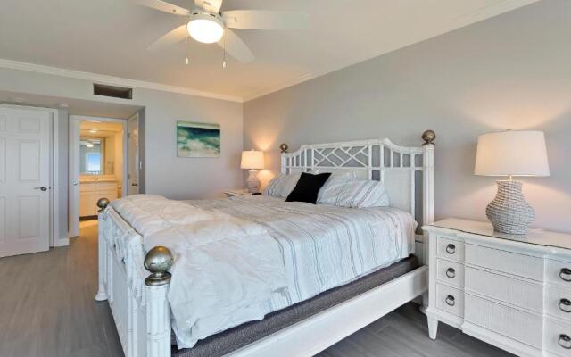 Land's End 10-403 Beach Front - Premier