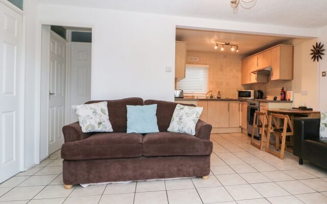 85 Lower Lakeside Chalet