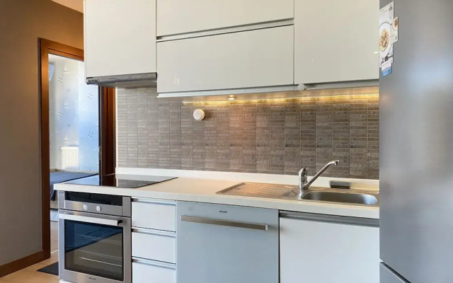 Sleek Residence Flat in Atasehir