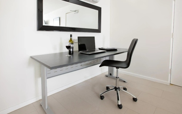 Hamilton Executive Apartments