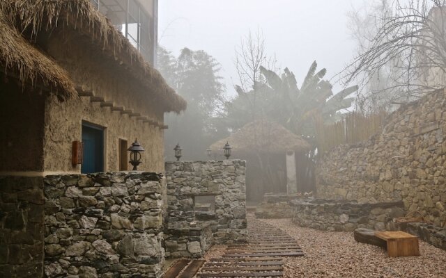 The Twelve Manor•Terraces Lodge