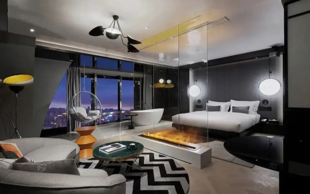 ISEYASHIYEGAOKONGJIUDIAN