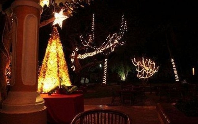 Granpas Inn - Hotel Bougainvillea