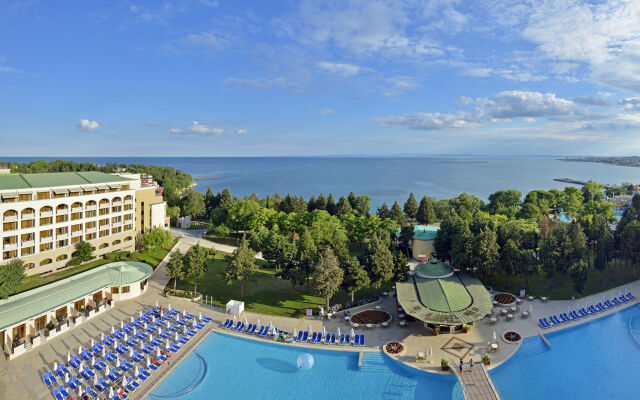 Sol Nessebar Palace - All Inclusive