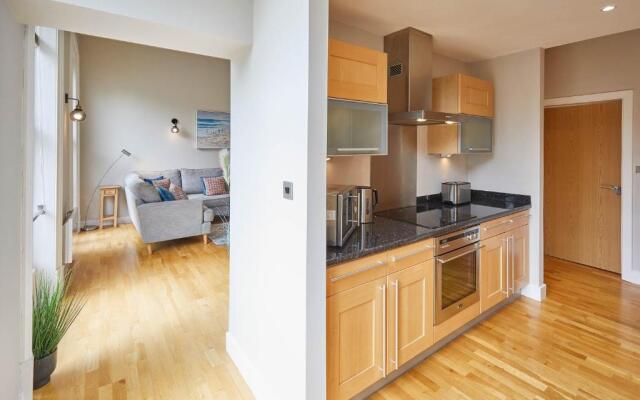 Host & Stay - Easby Hall 2