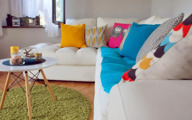 Cozy chic apartment with mini garden