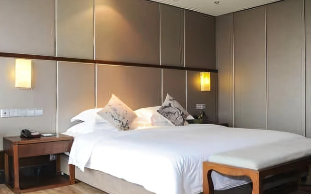 9 Hotel