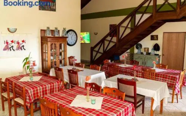 Roxys Mountain Lodge