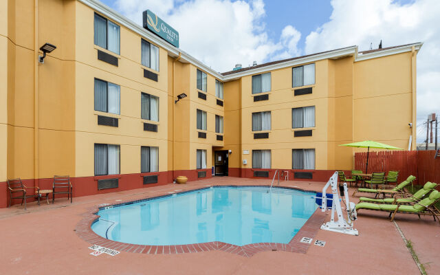 Quality Inn Baytown - Houston East
