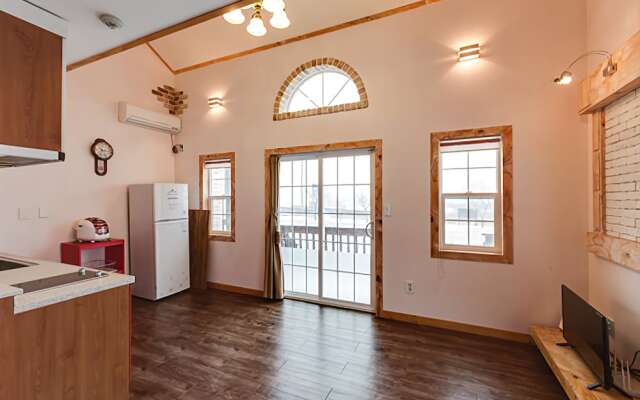 Mungyeong Sunflower Pension&camping Site