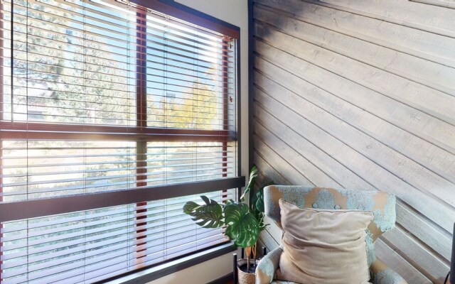 Aspen Creek #115 2 Bedroom Condo by RedAwning