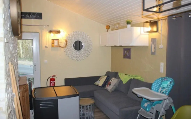 Bungalow Near the Vallee de Rabais Lake