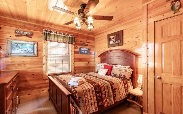 SmokyStays Bears Den Cabin