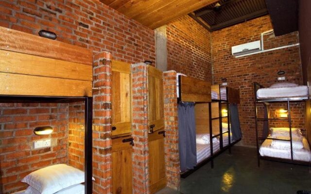 ramarama Designer Boutique Hotel