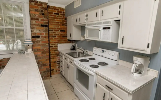 At Last Apartment 5