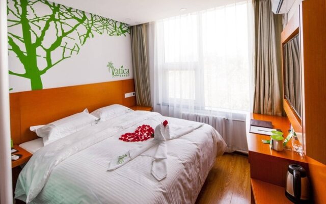 Vatica Beijing East Gate Temple of Heaven LongTan Park Hotel