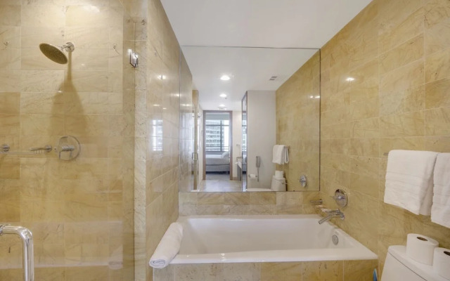 Miami Luxury Executive Apartment