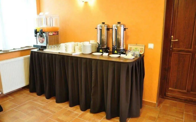 Elit Hotel