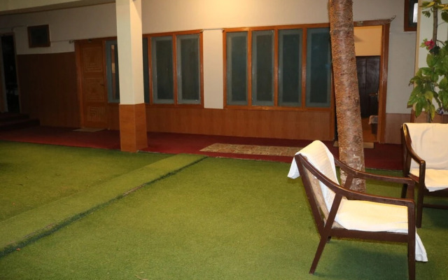 Midway Hotel Gilgit