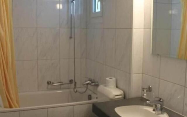 Face Aparthotel