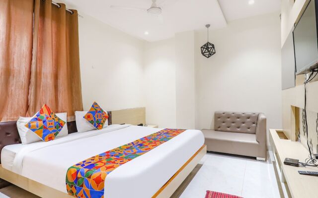 Fabhotel Harriot
