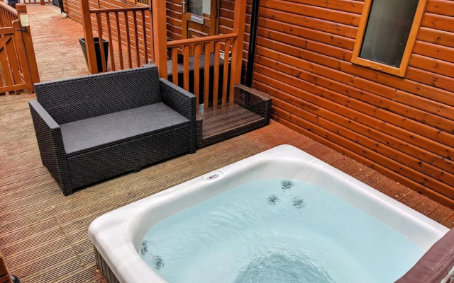 Felmoor Northumberland Lodge - Sleeps 4, Hot Tub