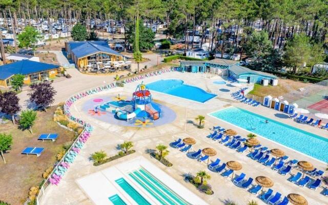 Mobil-Home 4-8 personnes Saint-Julien-En-Born