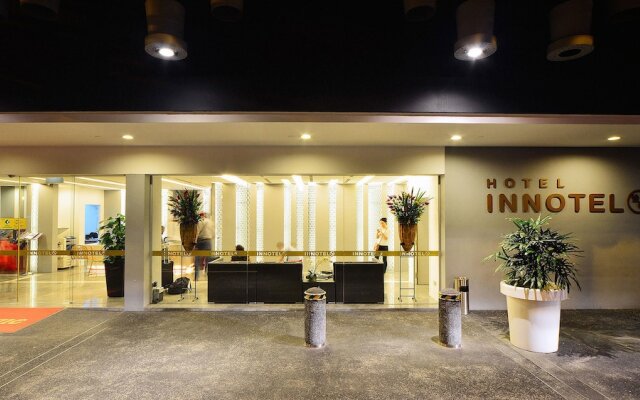 ZEN Premium Dhoby Ghaut