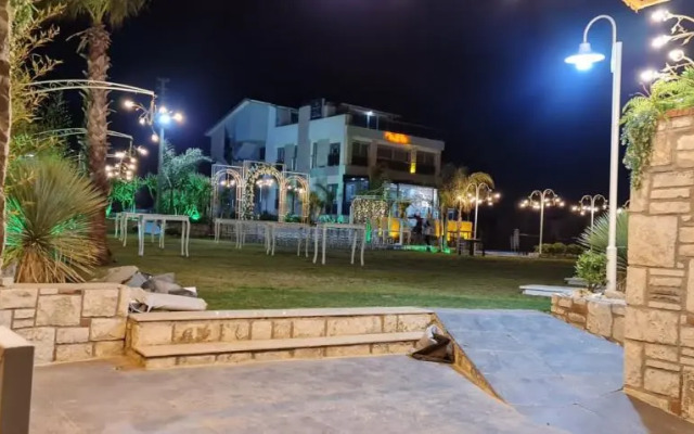 Parlement Otel Guzelbahce