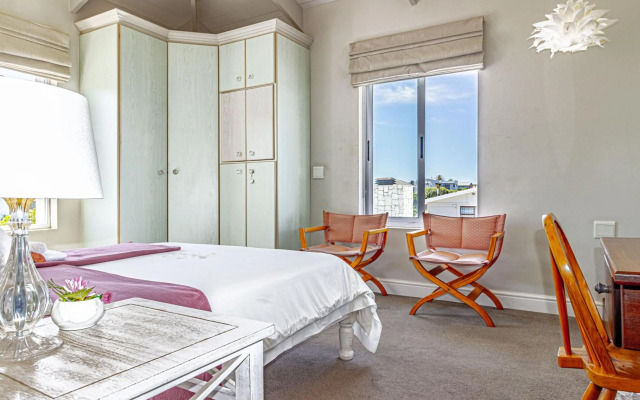 138 Marine Beachfront Guesthouse