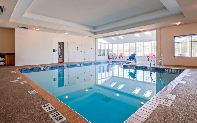 Best Western Plus Rose City Conference Center Inn