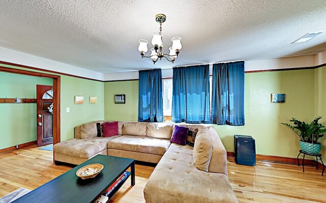 1734 Charleston (1655-161089) - 2 Br Home