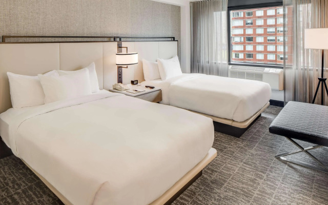 DoubleTree by Hilton Hotel & Suites Jersey City