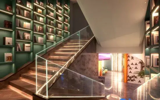 Haocai Muju Hotel (Mudanjiang High-speed Railway Station Beishan Park)