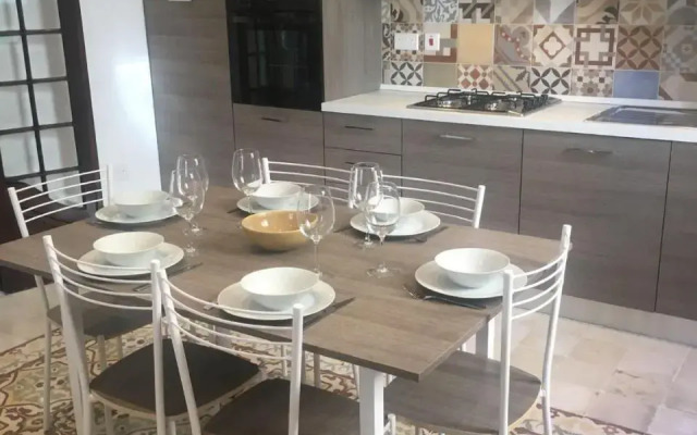 Spacious 4-Bedrooms Townhouse in Tas-Sliema