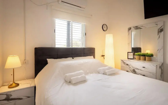 MAMAD - Bahai Gardens Penthouse by Sea N' Rent